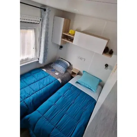 Chez Gill & Clo مكان تخييم سان جوليان-أون-بورن