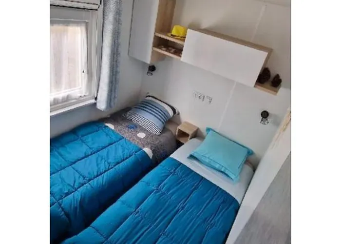 Chez Gill & Clo Kamp alanı Saint-Julien-en-Born